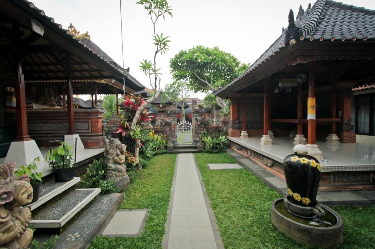 Awan Bali House Hotel Ubud Buitenkant foto