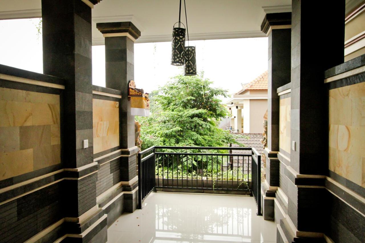 Awan Bali House Hotel Ubud Buitenkant foto