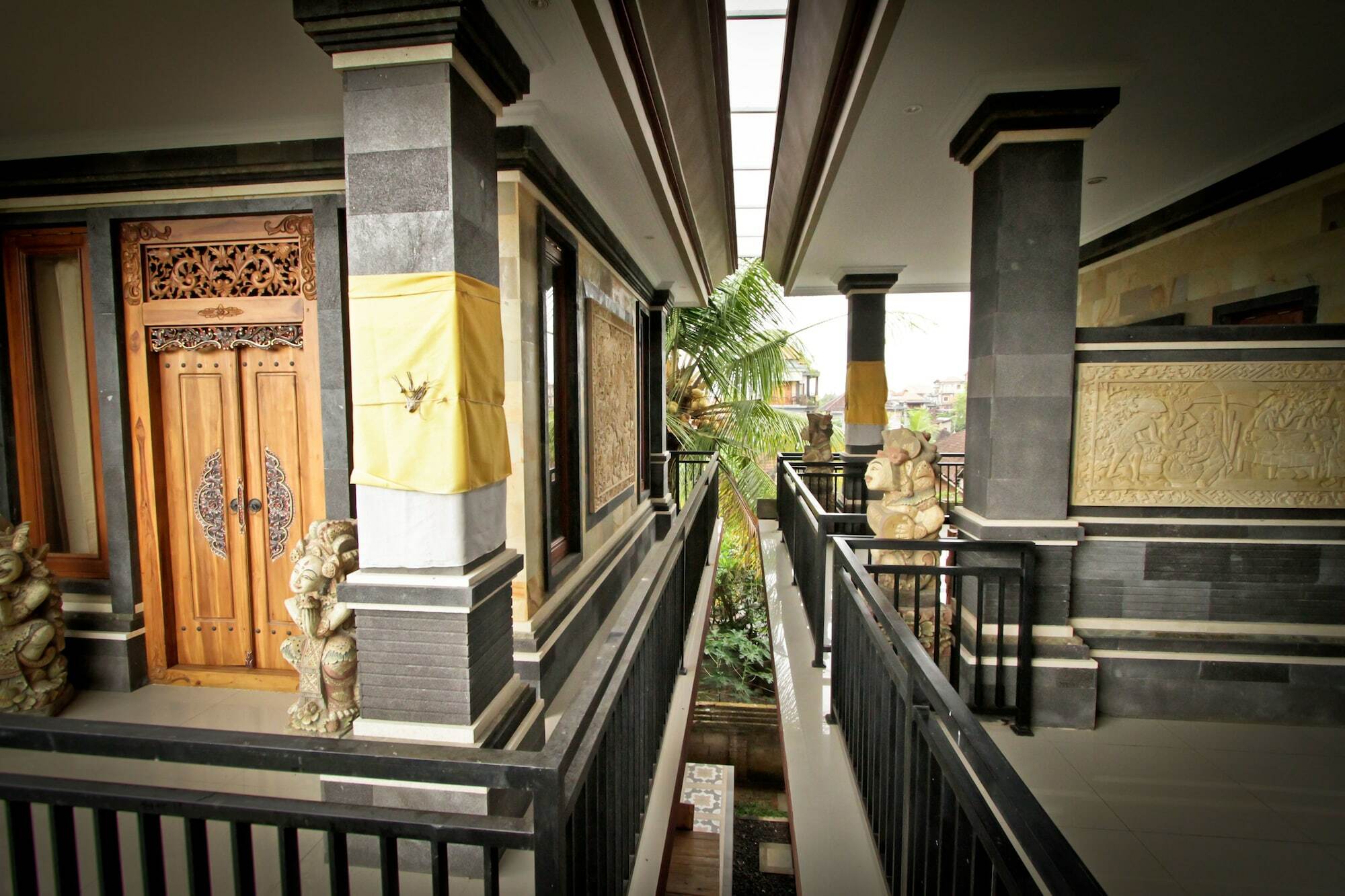 Awan Bali House Hotel Ubud Buitenkant foto